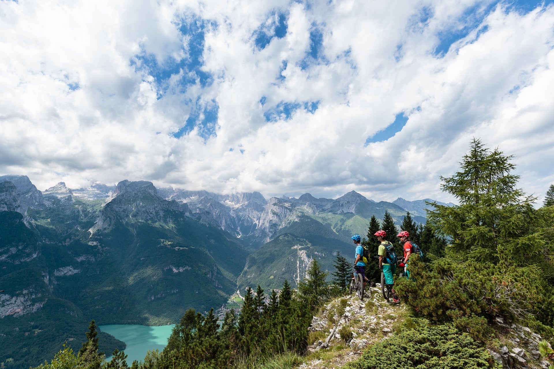 The Team – All Mountain Rides